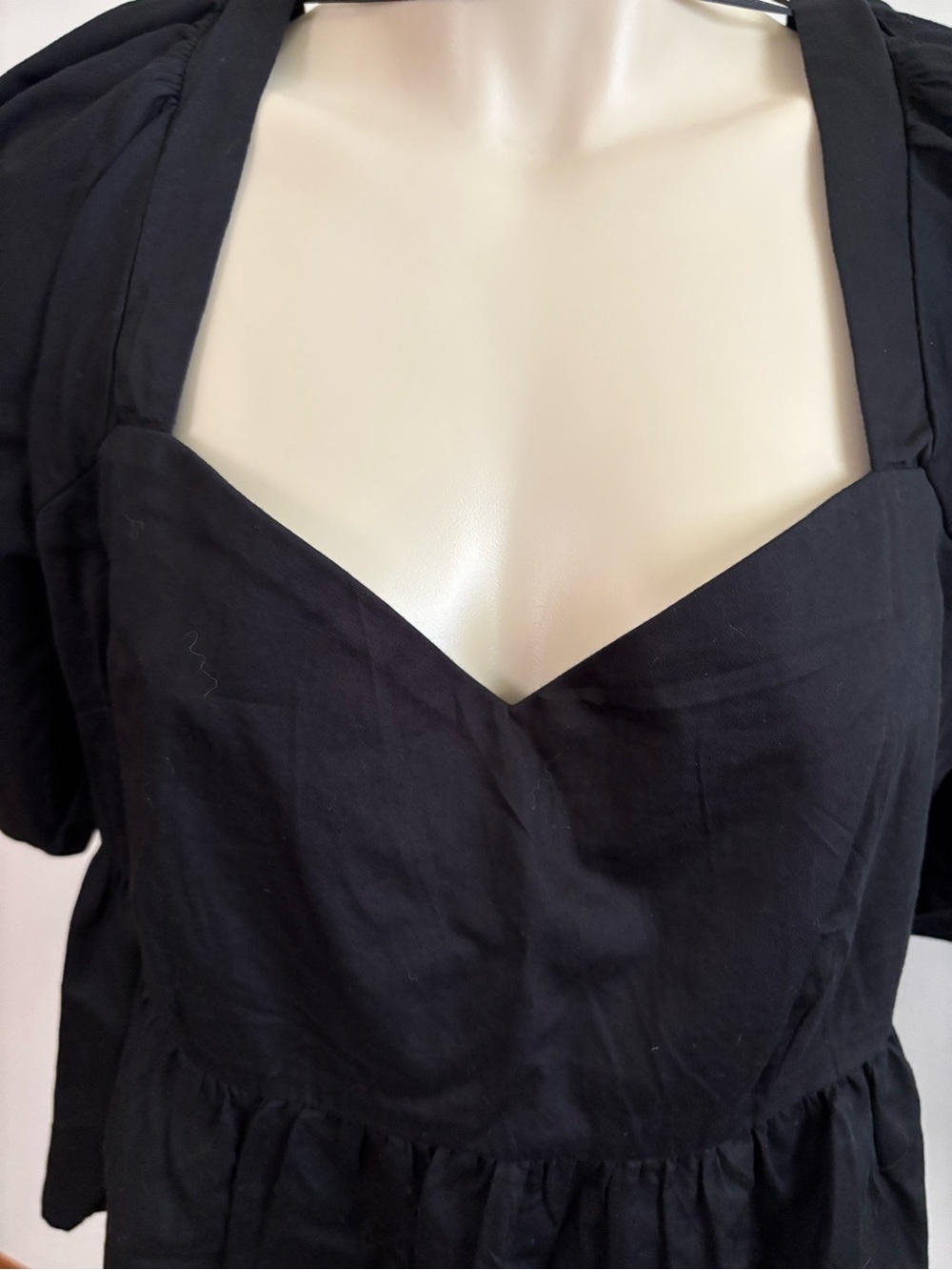 NWT Old Navy Black Puff Sleeve Poplin Peplum Top Size Large - Picture 2 of 13